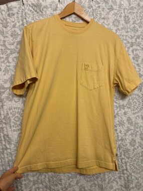 Men’s Solitude Yellow Short Sleeve Shirt Size Small, 100% Cotton